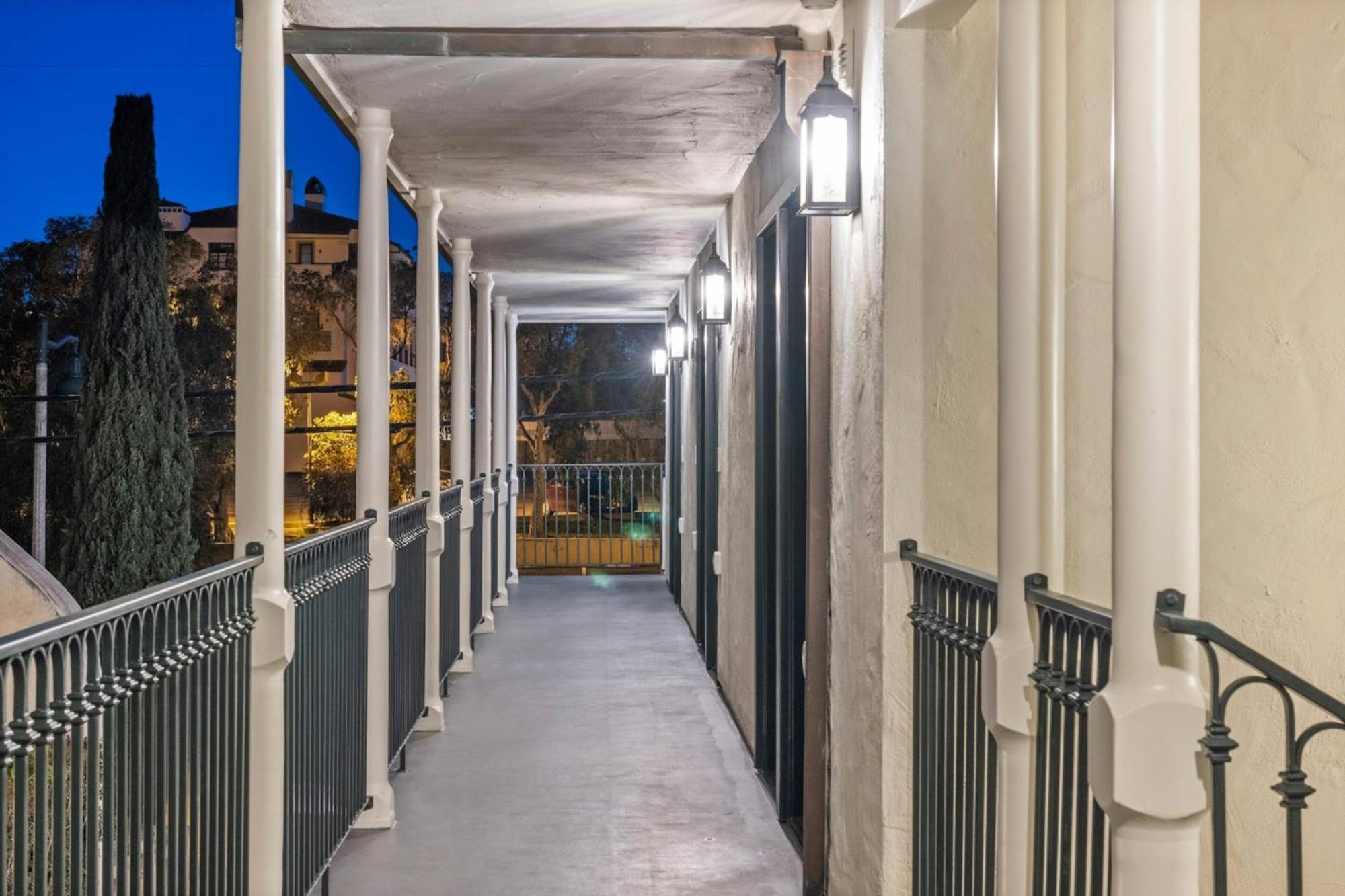 Casa Jardin - Boutique Suites In Downtown Santa Barbara Ngoại thất bức ảnh